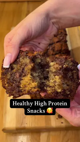 POV You finally found healthy snacks to satisfy your sweet cravings😅 #highproteinsnack #healthysnack #sweettreat 
