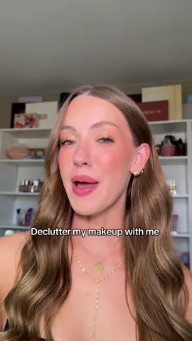 Declutter my makeup with me I need to get rig of halo of my makeup collection 😵‍💫 #declutterwithme #beautyroom #sephorahaul 