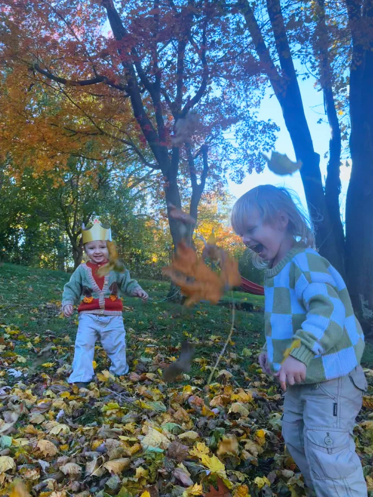 I love fall sm 🍁 #fall #pennsylvania #toddlersoftiktok #fallvibes #cute 