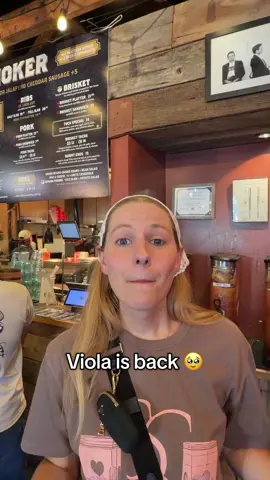 Oh hey viola, my Bolter queen! We love you! #thebolter #ttpd #thetorturedpoetsdepartment #taylorswift 