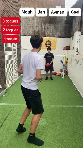 Reto de toques #parati #viral #futbol #reto #foryou 