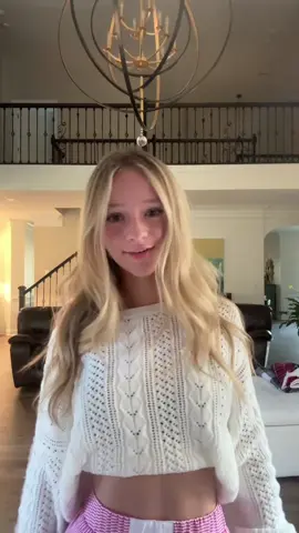 almostttt friday #OOTD #ootdinspo 