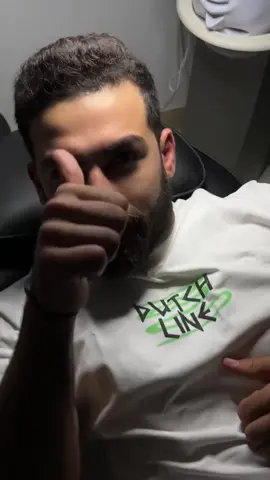 ⁨ للحجز والاستفسار :- عم طريق واتس اب 01129588908 او من اي خط ارضي 0237384404 ————— لعنايه بالبشره للشباب والبنات  تنظيف البشره مش مقتصر علي نوع معين ،عشان كده في HASSAN ASHRAF CLINIC بنوفرلك العنايه الكامله بالskin  *جلسات التنظيف مش بالمراحل ولا خطوات ،بتختلف علي حسب احتياج كل بشره 🧴 *عشان كده عملنالك 6 انواع تنظيف بشره عشان نقدر نوصل مع بعض افضل بشره باكتر سعر مناسب ليك 👌 متنساش تسالو علي عروض🙎🏻‍♂️👩 Hassan ashraf clinic  ————- *جلسات تنظيف البشره* يوجد ٦ انواع جلسات تنظيف خاصه ب HASSAN ASHRAF CLINIC  *فيشيال  *هيدرافيشيال *الترافيشيال *جولد *فيشيال جولد  *الترا جولد  _______________ جميع الجلسات مناسبه لجميع انواع البشرات  الاختلاف في انواع البرودكت والاجهزه وسعر الجلسه ______________ *جلسه الترا جولد** تعتبر من اعلي فئات جلسات تنظيف البشره. بعد جلسات الترافيشيال بتعمل علي // *ازاله جلد ميت. *ازاله بثور سودا وبيضا . *تقشير بشره. *استخدام طمي طبيعي لتفتيح ونضاره البشره. *استخدام افضل انواع السيروم للبشره. *توريد شفايف ونضارتها. *نضاره وتبيض البشره. *شد الجلد . *ليد ماسك لنضاره وتعقيم البشره. ((احنا مش بتوع جلسات باربي و فلاتر 😂) _________________________ عنواين وفروع  عيادات HASSAN ASHRAF ……………………  فيصل /تقسيم عمرو بن العاص التاني بجوار سور وزاره خلف الاداره التعليميه الجديده  ——— اكتوبر/طريق الواحات بعد بيفريلي هيلز امام الحزام الاخضر  ——— مدينه نصر /شارع كامل حاروني متفرع من احمد فخري - مكرم(مغلق حاليا) #fyp #foryou #fypシ #explore #fyp skin ⁩⁩