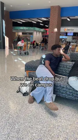 Gotta keep it cute on campus #tennessee #tennesseecheck #murfreesboro #viral 