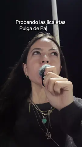 Probando las jicaletas de la pulga de Palmview #rgv956 #rgvfood #mcallentx #rgv #foodtiktok 