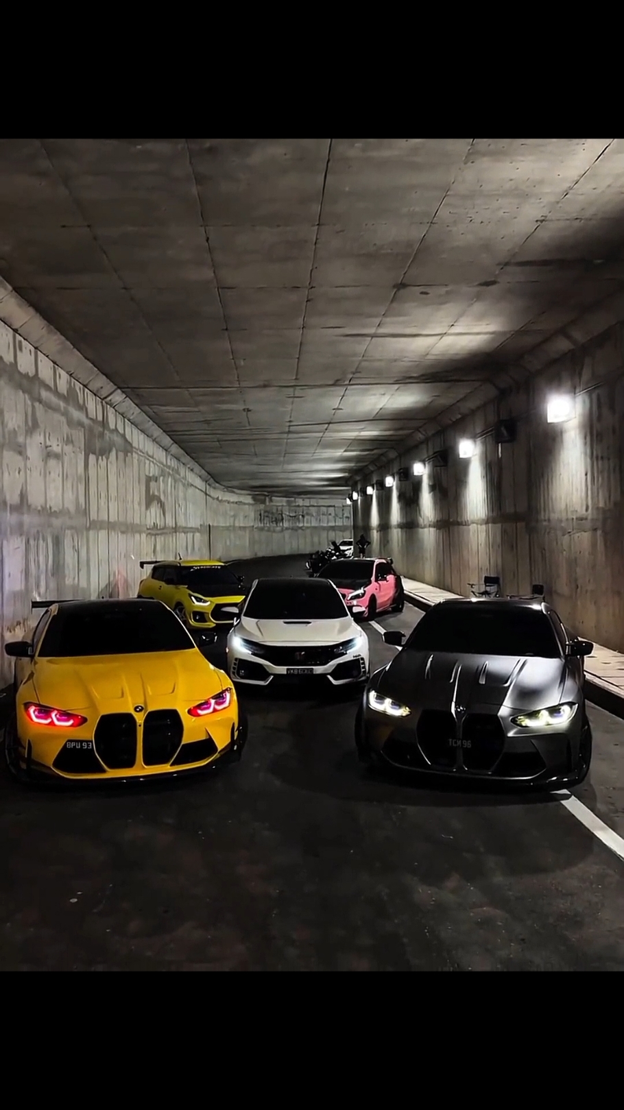 name a bmw with beautiful eyes #bmw #kesfet #beautifuleyes #bmws1000rr #bmwmotorrad 