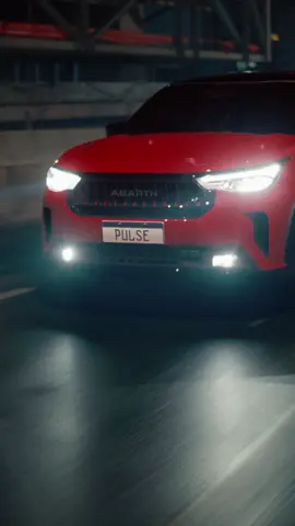 Conheça o novo aliado da Fiat contra o Mundo Invertido. Pulse Abarth Stranger Things.