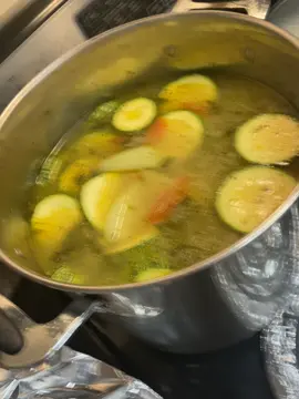 #tanrealjajajaja😂 #sopitadepollo sabrosa deliciosa 