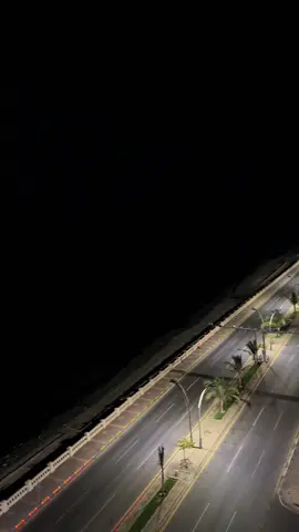 تصوير القمر#قمر #تصويري📸اكسبلوور #املج_مالديف_السعوديه #ضوء #تصويري              @فندق سي تاور@Sea Tower Hotel