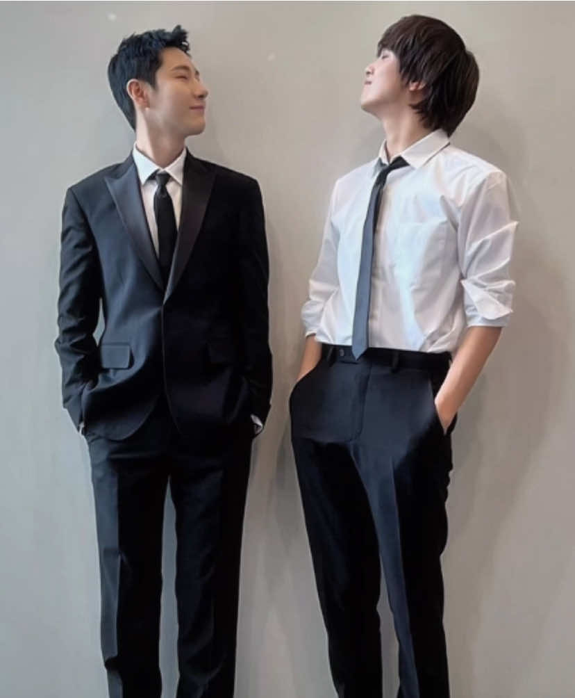 tebak yg kecintaan? yg ngedit lah😭 #dongren 