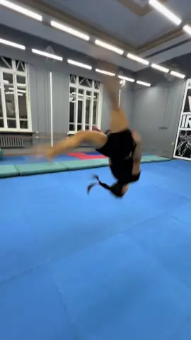 #дітиукраїни💙💛 #фітнес #акробатика 