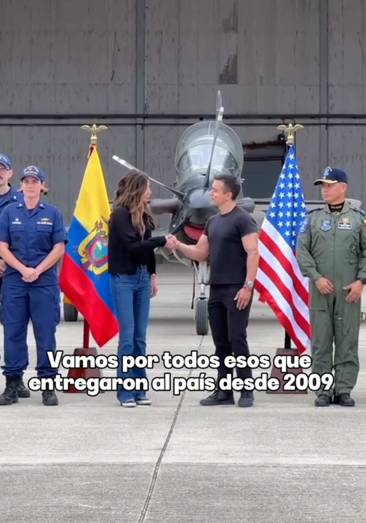 Vamos por todos los que entregaron el país en el 2009. #danielnoboa #noboapresidente #basesmilitares #manta #salinas 