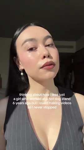 I couldn’t afford much makeup at all back then, but now my fave brands are flying me to NYC and I’m getting ready in the hotel just full of gratitude!! 🫶🏼 #grwm 