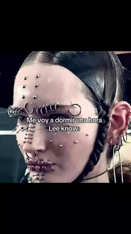 bro se hacía 6 piercings por la cara #fyp #foryou #foryoupage #trending #viral 