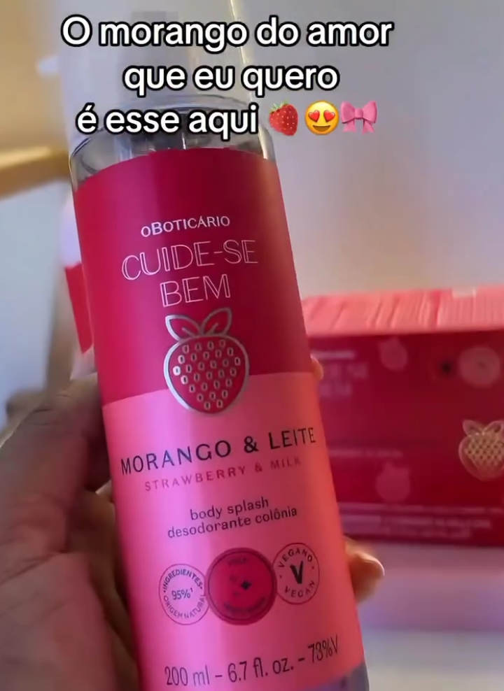 Essa linha é maravilhosa com cheirinho de morango🍓 link nos comentários é só copiar e colar no seu navegador de internet ♥️ segue o perfil ✨  #morango #oboticario #skincare #creatorsearchinsights 