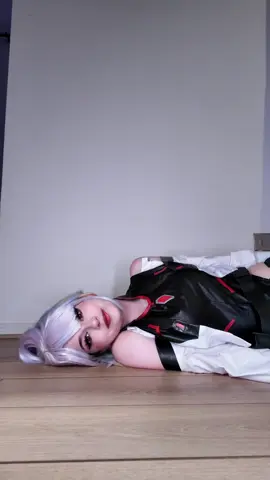 Cayendo en la locura 🙂‍↕️ #cosplay #lucy #lucycyberpunk #fyp 