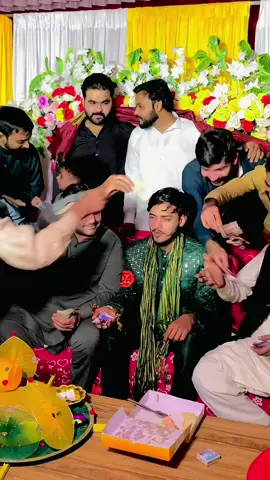 Mhendi ❤️ mubarak howya veer allha pak kush rakhya 😊#foryoupage#unfreezmyaccount#mirza 