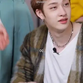 #STRAYKIDS | eu quando vi que o leeknow simplesmente fez 6 PIERCINGS!! SEIS!! EU PRECJSO DE FOTOS AGORAAAAAHAKSHEJ e ainda por cima o lico com cabelo preto 😦😦 #skz #foryou #viral #fyp 