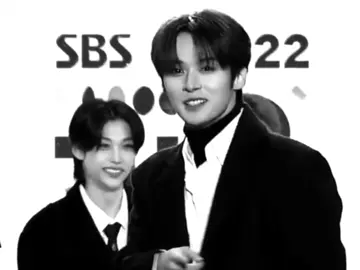 بيوحشني😞❣️.. #لينو #leeknow #strykids #اكسبلور #سترايكيدز #fyp #foryou #viral #lovestraykids 