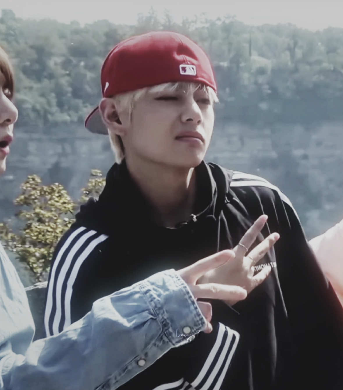 he fits this song so much🙏 cc: nnewjeans #taehyung #kimtaehyung #vbts #bts_official_bighit #btsedit @.𖥔˚tara⁷ @˗ˏˋ e v e m i ⁷  ́ˎ˗ @alicia⁷ @r ⋆ ˚｡⋆౨ৎ˚ ⁷ @gvch @jenk⁷ @⁷ @❀ @hamjoon⁷ @emi ⁷ @Di ⁷ @fionaaa⁷ @🅰️ @ale⁷ 