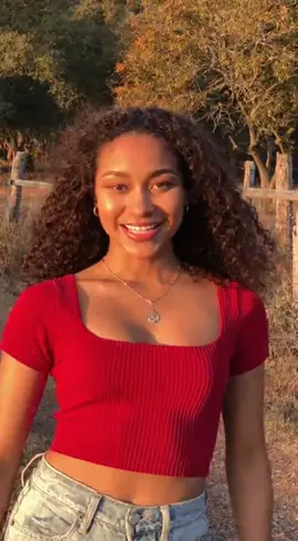 Would you accept my friendship, handsome? 🥺 follow me 🤭
 #farm #countrylife #Love #fortuneteller #tarot 