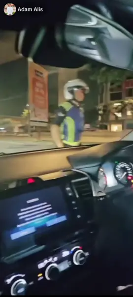 Tulungan ges Mang adam kena tilang polisi malaysia #fyp #persib #adamalis #viral #fypシ 