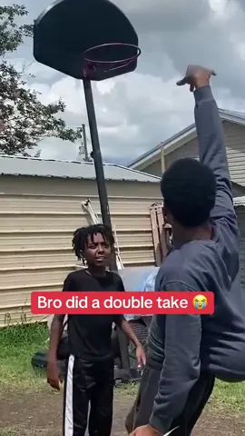 Had him LOST 🤣 (via @bandohoops_ ) #basketball #funny #espnsocial 