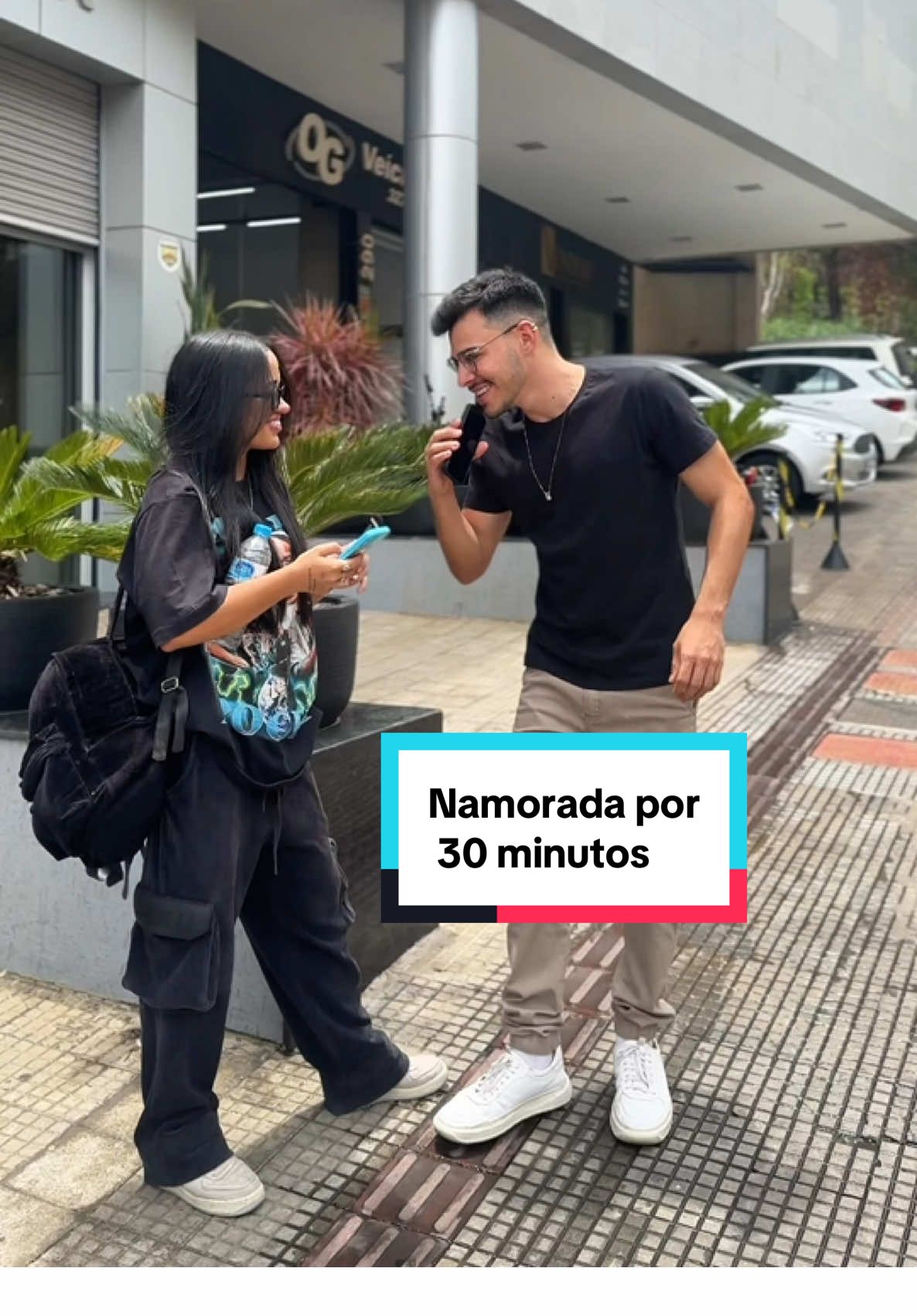 Você topa ser minha namorada por 30 minutos? 🫣  *publi