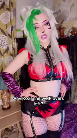 Excited for fnaf second movie :33 #fyp #fivenightsatfreddys #fnaf #roxannewolf #securitybreach 