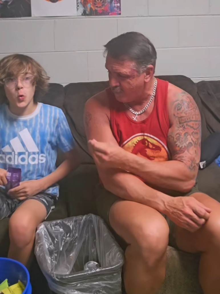 Smackin The Best Fer Last , review from 2024 ⁉️#onthisday #best #last #2024 #tiktokshop @The Rocker Terry Lawler @305owen305 @TikTok Shop 🇺🇸 @adidas @Jurassic World Evolution 3 @Borderlands 