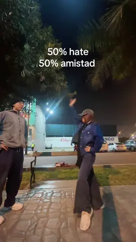 1 sol y le enseñó a bailar #bffs #besties #fyp #humor 