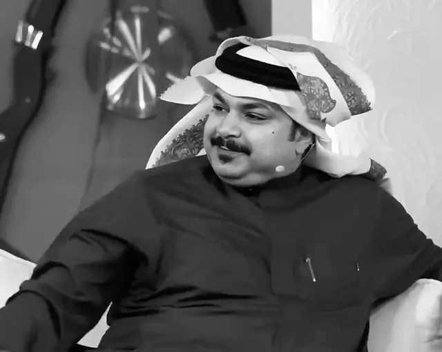 مديت لك وأخذت مني ولا عطيت  ‏وطلبتني في شيء وخذت كل شيء ‏وسامحتك لأني في حبك تماديت ‏وأمسيت لي وأصبحت في الصبح مولي  ‏بلا سبب ما أخطيت وأن كان كاني اخطيت ‏أخطيت يوم أهدي ضميري وهو حي  ‏المشكلة قفيت عن وافي الصيت  ‏وصايرت ناس باعت لحومها ني  فهد الشهراني | #id5l_ 