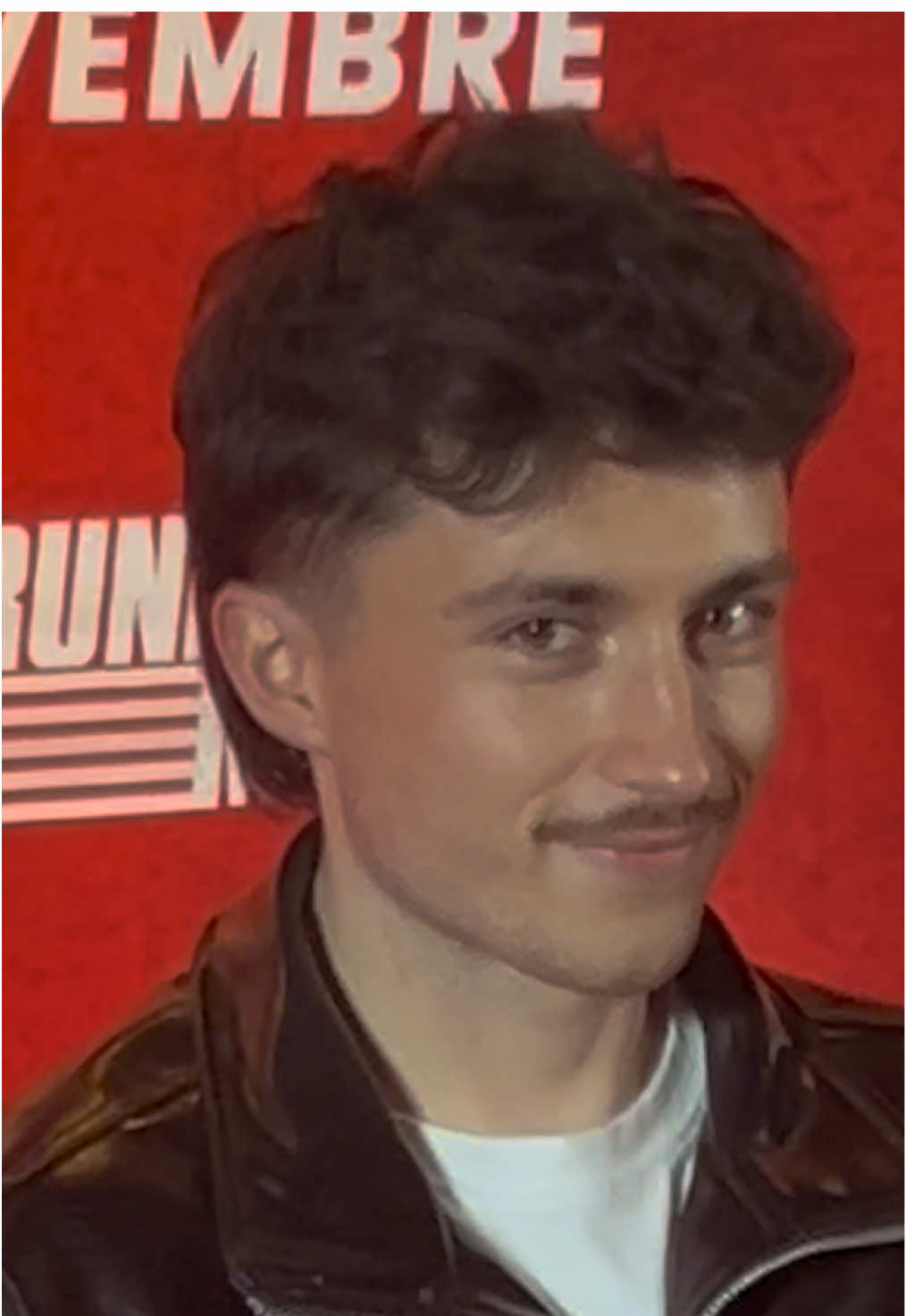 Love at first eyes contact (gênant) with Leo de la Star Academy 😍☺️🫠 #staracademy #leostaracademy2025 #eyescontact #onregardequoi #inlove 