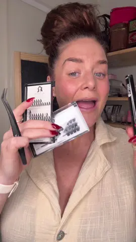 Huge announcement plus some sexy lashes! DIY eyelash extensions volume edition! @Alarna Make up Solutions #lashes #diylashes #extensions #lashextensions #greenscreenvideo 