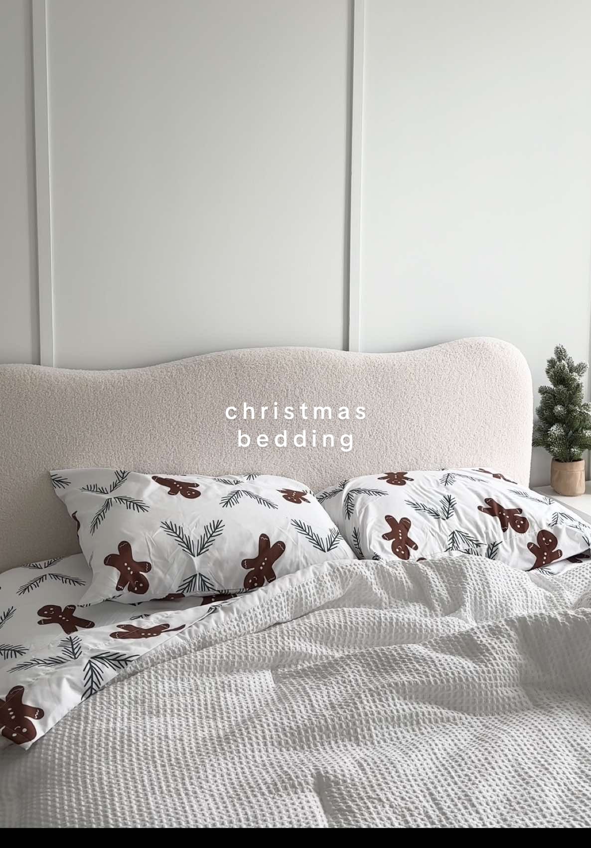 this is your sign to get christmas sheets/bedding for the holidays ❄️ my holiday sheets are in my amzn 🫶🏼 #christmasbedding #christmassheets #christmasaesthetic #christmastok #christmas2025 
