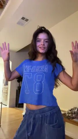 This dance is addicting 