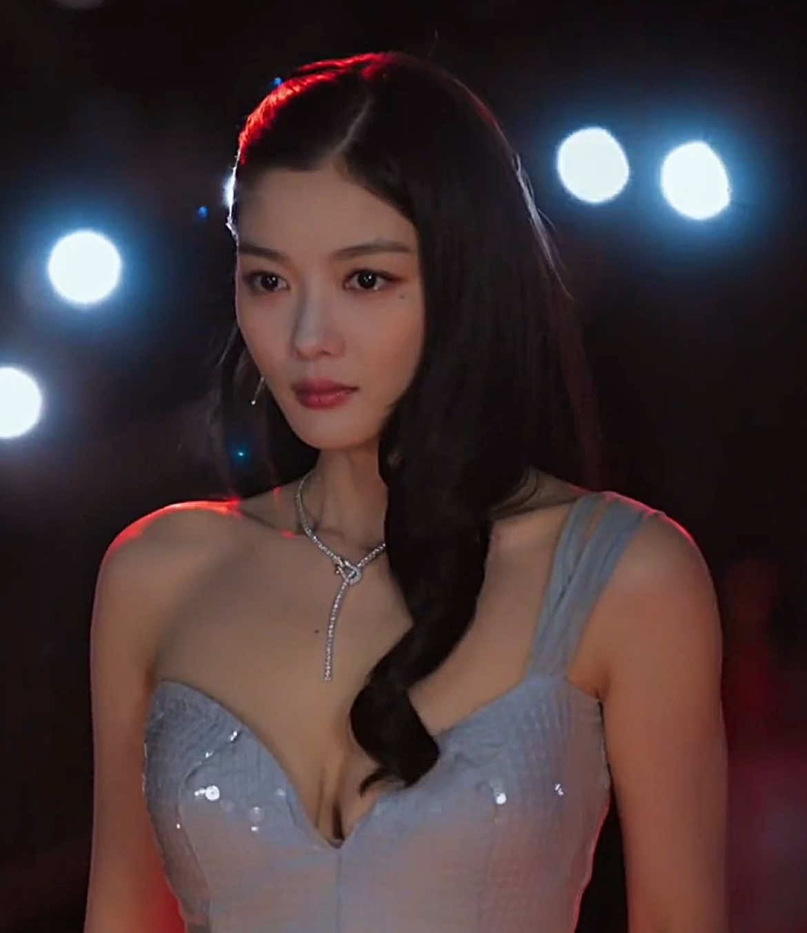 SHES STUNNING!!! #dearx #kimyoojung #kdrama #edit #baekahjin sc: tenascenes [dear x, kim yoo jung, kdrama, edit, baek ah jin] 