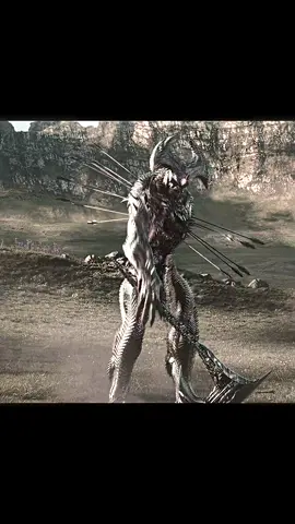 Quando o lobo de Apokolips chega… nenhum mundo está seguro ⚡🪓 #Steppenwolf  #LigaDaJustiça  #DC #film #fyp 