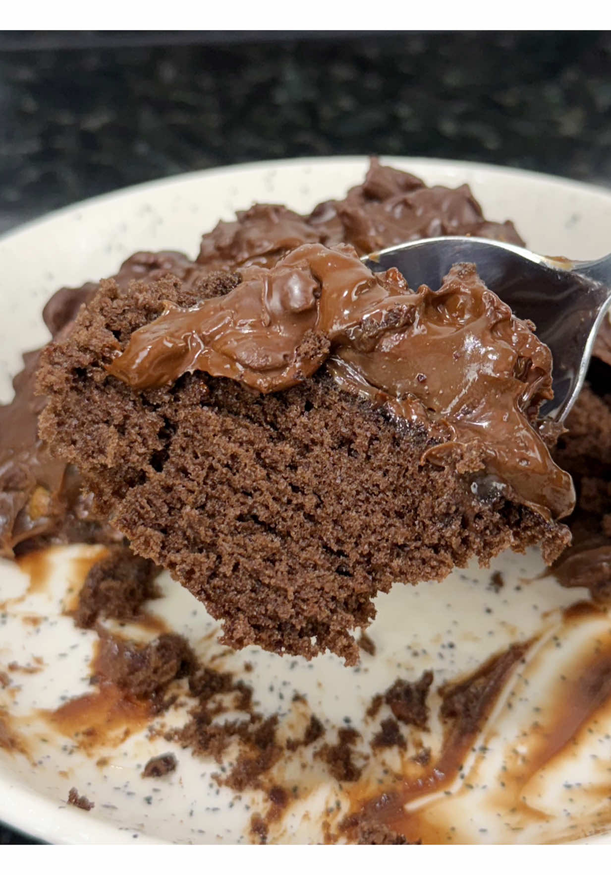 Respondendo a @Mora1s  #bolocrocante #bolodechocolate #bolomoussedechocolate #bolocaseiro #crunchcake 