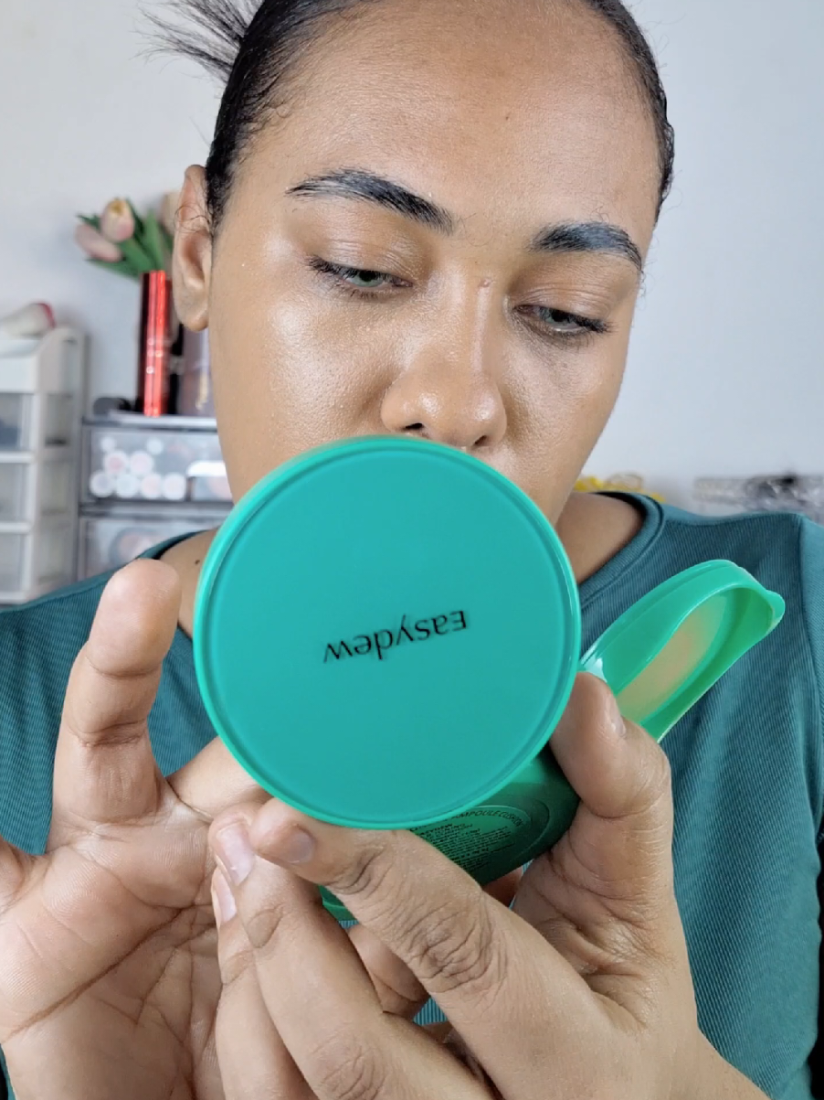 Back with more glow: Mela B Cushion 🌟 One cushion, endless glow: @easydew global  Mela B. Flawless skin, zero hassle—meet Mela B Cushion. #easydew #egf #cushion #makeup #cushionfoundation 
