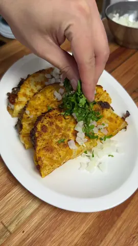 Inventé los tacos de birria… de papa #tacos #birria #papas #fyp