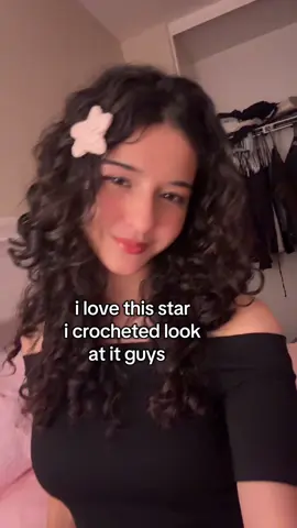 who wants one ill make some more stars hehe i love crocheting  #cutethingstocrochet #crochet