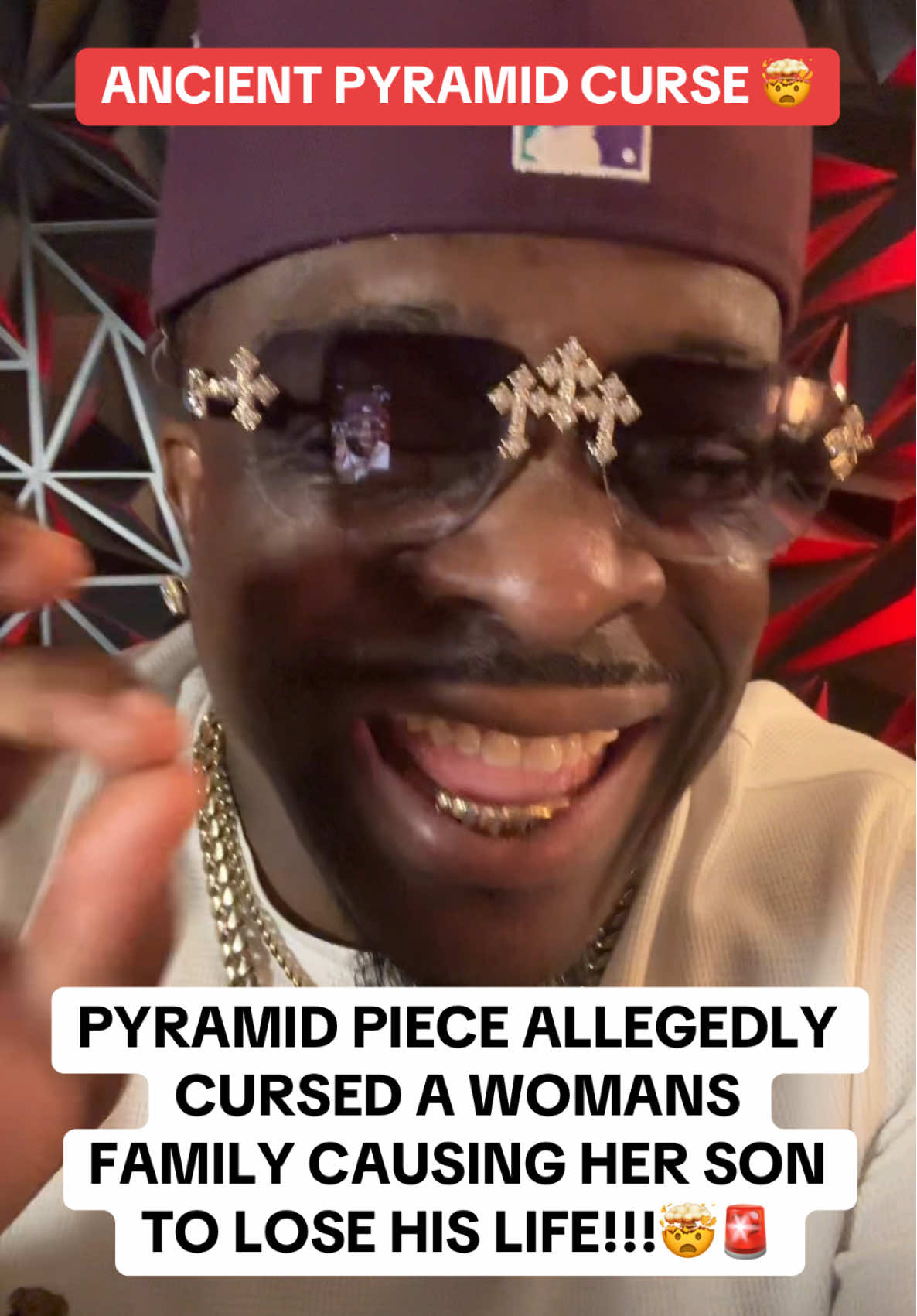 The unbreakable Pyramid Curse!!!🤯🚨 #pyramid #cursed #paranormal #artifacts #scarystories 