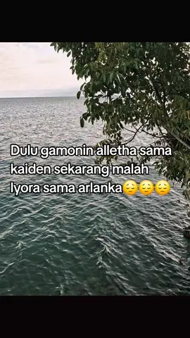 kenapa yah drama seromantis itu harus sad ending?🥲🥲🥲 kak @ellkinch 🙏 #dramasakuraschoolsimulator #lovebearerchelenge #drakur #foryou #masukberandafyp 