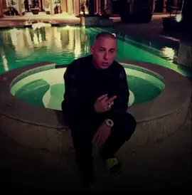 un capsulon en humo intenso 💨☁️ . . . #cosculluela #music #elprincipe #rottweilasinc 