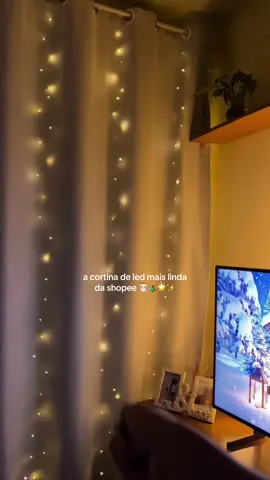 a cortina de led mais linda da shopee! 🎅🏻🎄🌟 #natal #natal2025 #merrychristmas #cortinadeled #decoracaodenatal🎄 