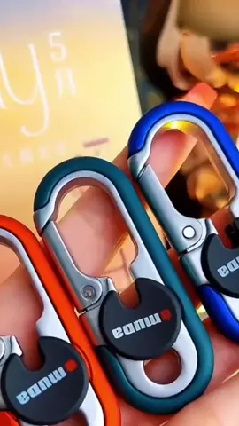 #Rekomendasi Gantungan kunci premium yang lagi viral. cocok banget bagi kita yg pelupa naro kunci. bisa di gantungin di celana atau di tas #fyptrending  #fypviral 