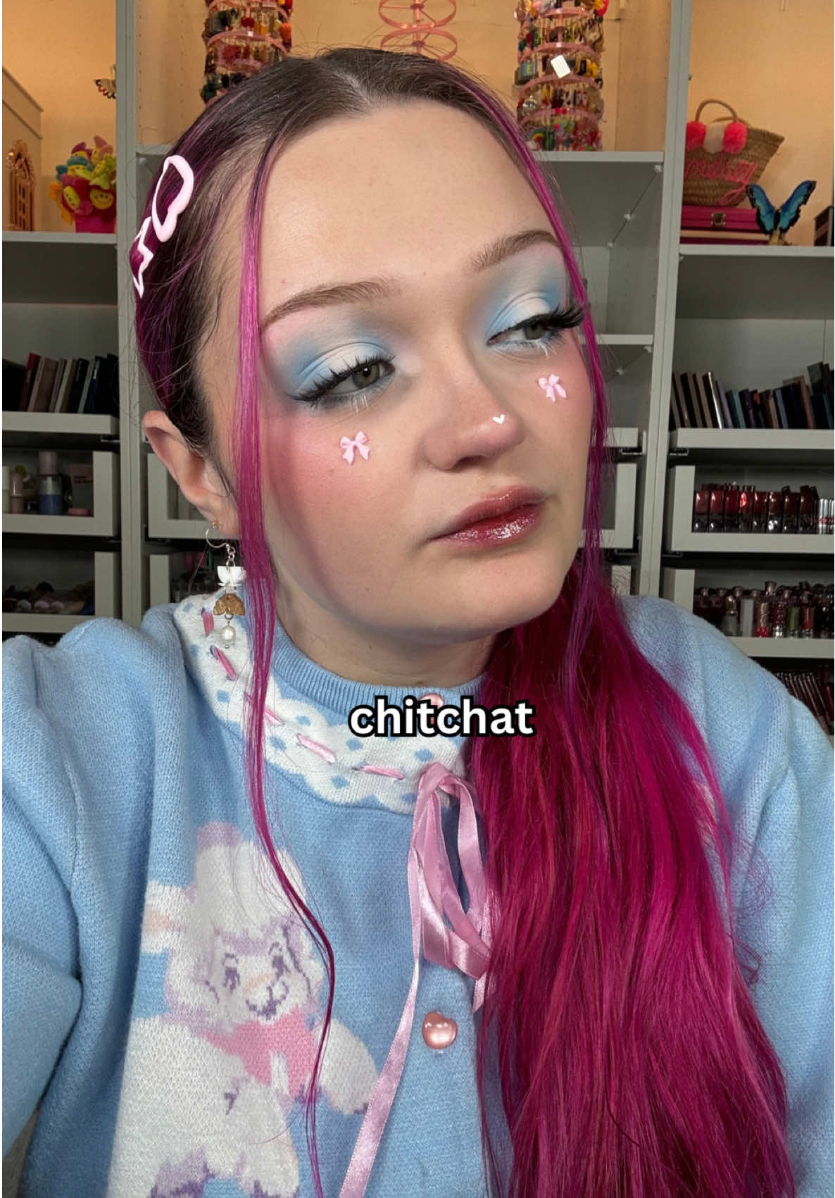 time to be violently depressed until may!! 😍❤️🎄🥂✨ products used OUTFIT @My Violet sweater, skirt, socks @Crocs stomp mary janes  @Kikay Earrings & Accessories earrings @eos Products vanilla cashmere body oil @Glossier you rêve @Phlur Fragrances cashmere skin SKIN PREP @Glow Recipe watermelon toner @Caudalie vinoperfect serum @cocokind chlorophyll serum @Experiment Beauty molecular mesh moisturizer BASE @wetnwildbeauty skin tint @Huda Beauty corrector shade 