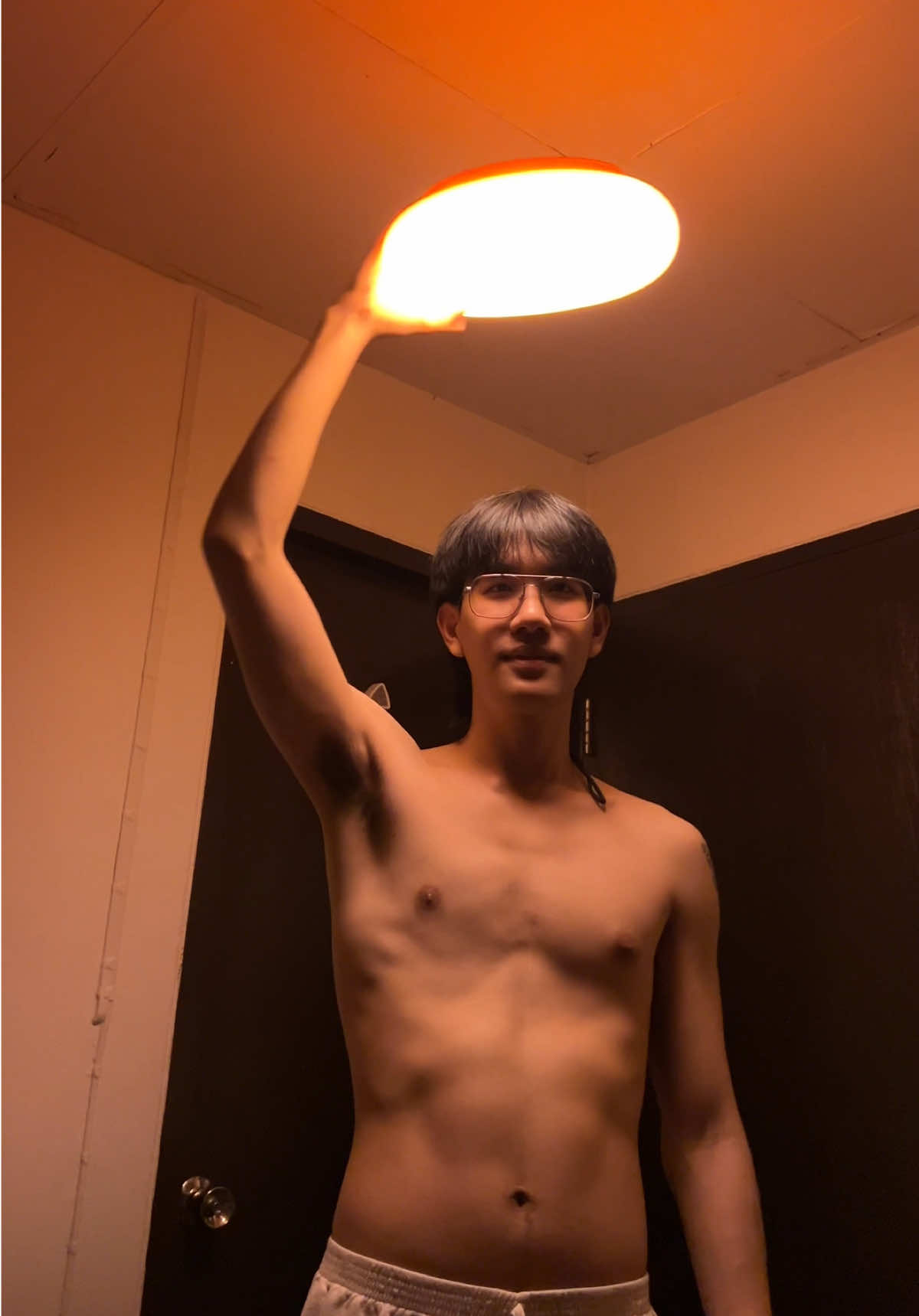 #หนุ่มติ๋ม #ปิงปิง #เนิร์ด #มือเบส #ติ๋มเป็นหยัง    แต่ละมื้อแต่ละเดย์