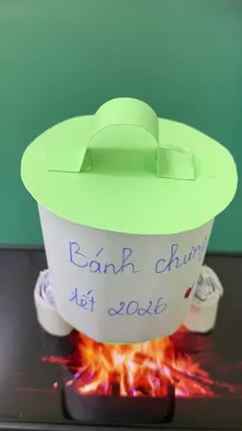 Lại 1 năm bánh chưng ko có nhân thịt....☺️☺️